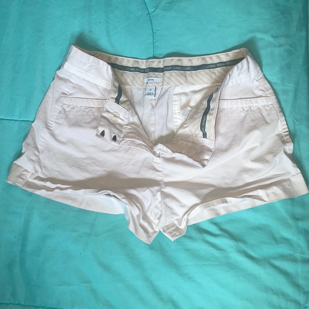 Express Shorts